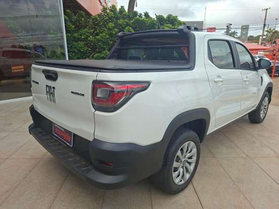 FIAT-STRADA-2024