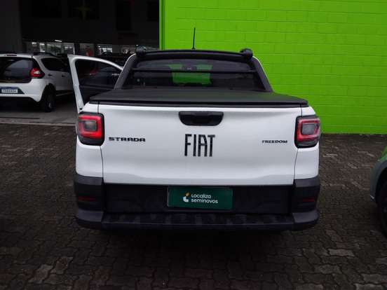 FIAT-STRADA-2024