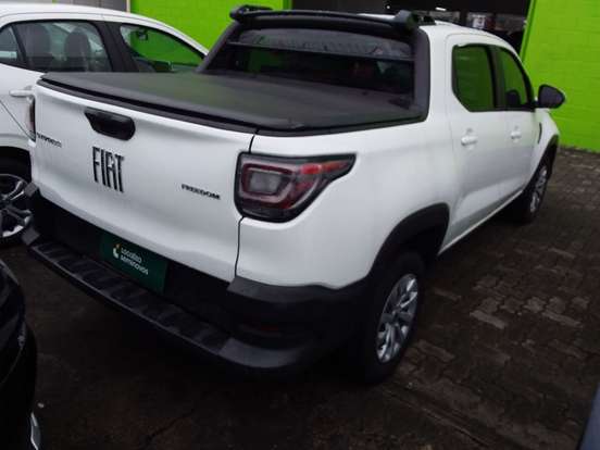 FIAT-STRADA-2024