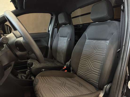 FIAT-STRADA-1.3 FIREFLY FLEX FREEDOM CS MANUAL FIAT-STRADA-2025