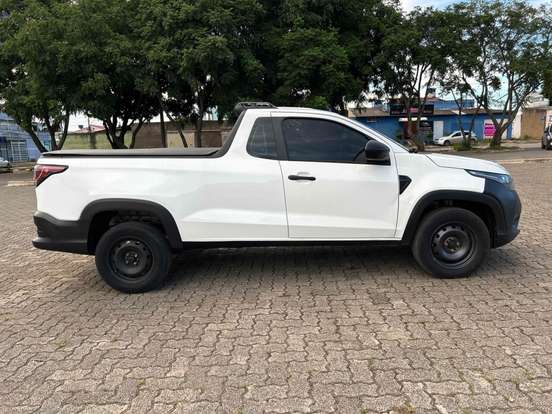 FIAT-STRADA-2023
