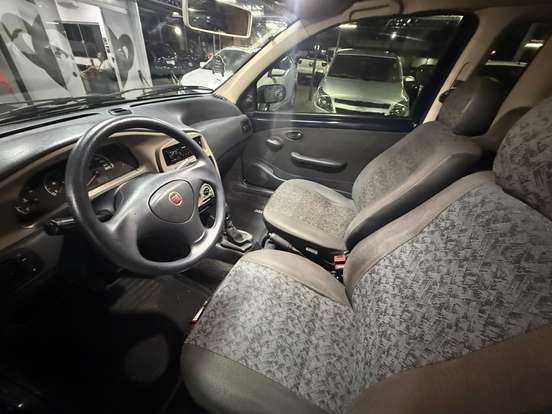 FIAT-STRADA-2011