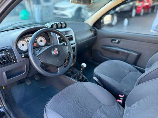 FIAT-STRADA-2010