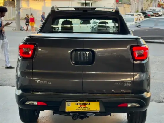 FIAT-TORO-1.3 TURBO 270 FLEX VOLCANO AT6 FIAT-TORO-2023