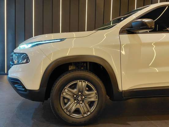FIAT-TORO-2023