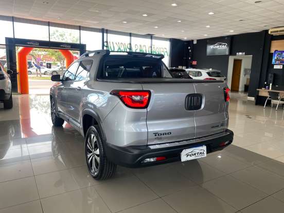 FIAT-TORO-1.3 TURBO 270 FLEX VOLCANO AT6 FIAT-TORO-2022