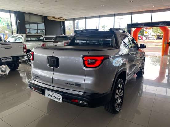 FIAT-TORO-1.3 TURBO 270 FLEX VOLCANO AT6 FIAT-TORO-2022