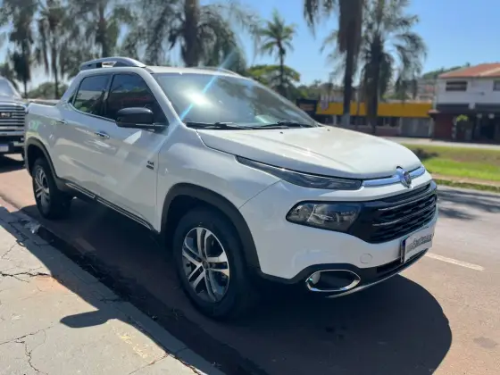FIAT TORO 2.0 16V TURBO DIESEL VOLCANO 4WD AT9