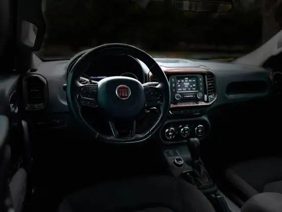 FIAT-TORO-2017