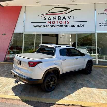 FIAT-TORO-2017