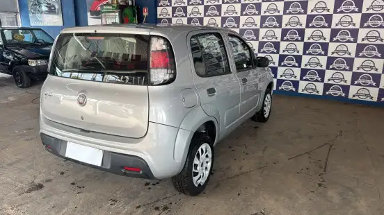 FIAT-UNO-2020