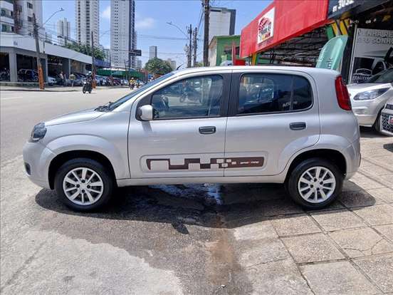 FIAT-UNO-2016