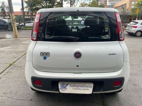 FIAT-UNO-2015