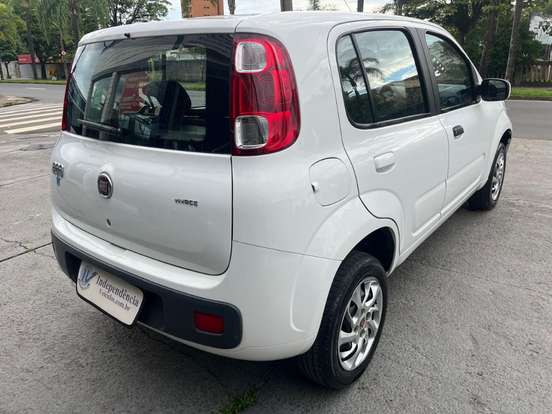 FIAT-UNO-2015