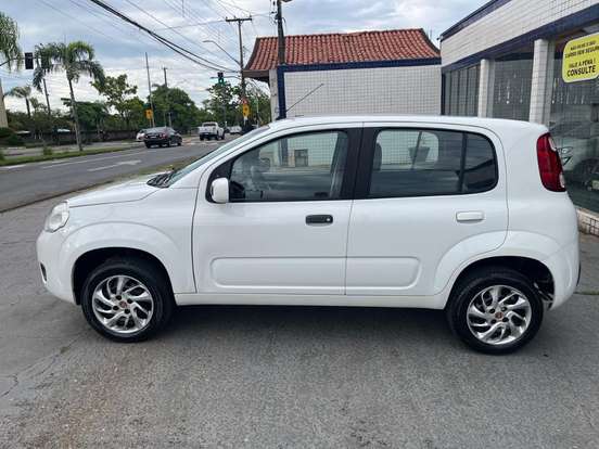 FIAT-UNO-2015