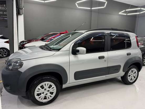 FIAT-UNO-1.0 EVO WAY 8V FLEX 4P MANUAL FIAT-UNO-2012