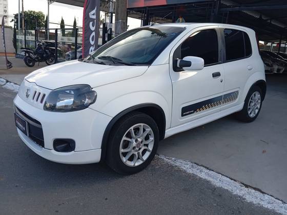 FIAT UNO 1.4 EVO SPORTING 8V FLEX 4P MANUAL