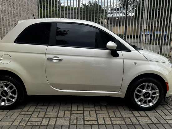 FIAT-500-1.4 CULT 8V FLEX 2P MANUAL FIAT-500-2011