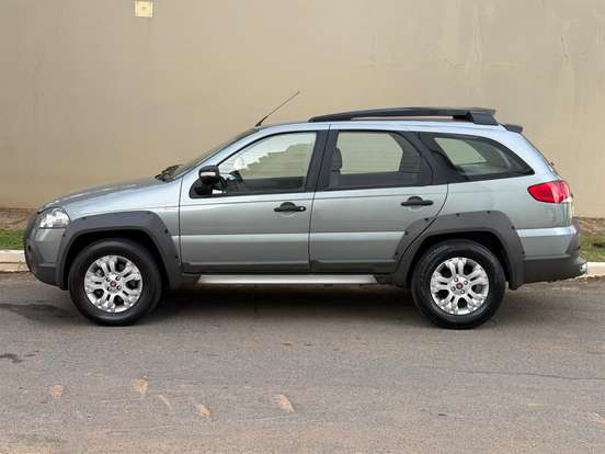 FIAT-PALIO-2010