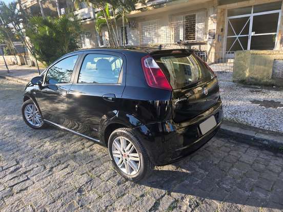 FIAT-PUNTO-2010