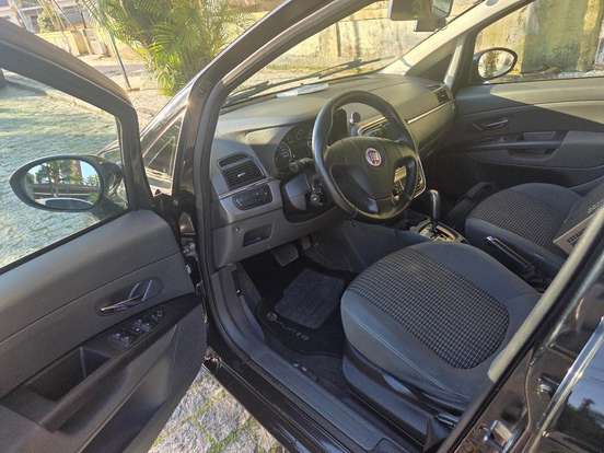 FIAT-PUNTO-1.8 ESSENCE 16V FLEX 4P AUTOMATIZADO FIAT-PUNTO-2010