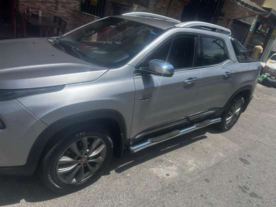 FIAT-TORO-2021