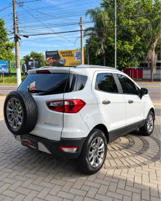 FORD-ECOSPORT-2013