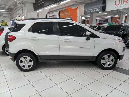 FORD-ECOSPORT-2017