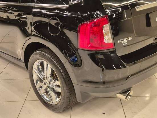FORD-EDGE-2011