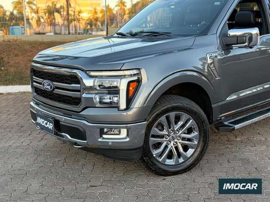 FORD-F-150-5.0 V8 GASOLINA CD LARIAT BLACK FX4 AUTOMÁTICO FORD-F-150-2024