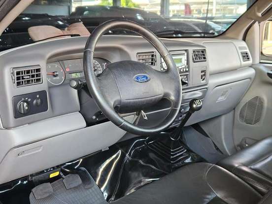 FORD-F-250-3.9 XLT 4X2 CS DIESEL 2P MANUAL FORD-F-250-2010