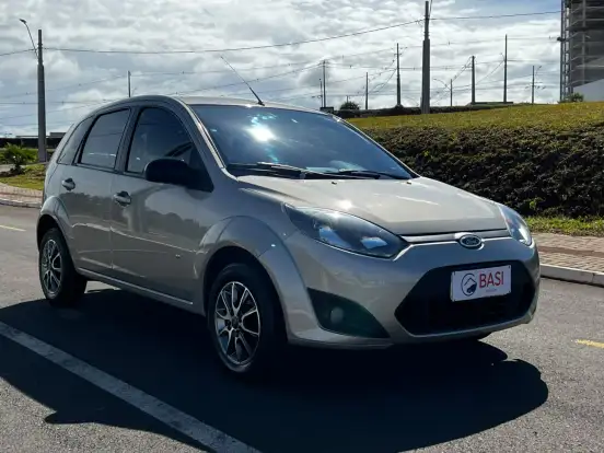 FORD-FIESTA-2014