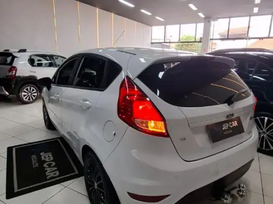 FORD-FIESTA-1.6 SE HATCH 16V FLEX 4P MANUAL FORD-FIESTA-2014