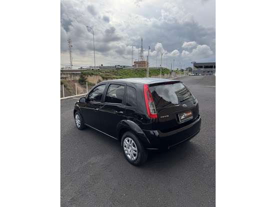 FORD-FIESTA-2011