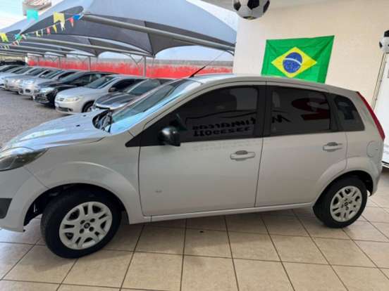 FORD-FIESTA-2013