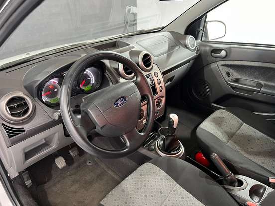 FORD-FIESTA-1.0 ROCAM SE 8V FLEX 4P MANUAL FORD-FIESTA-2014