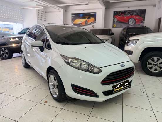 FORD-FIESTA-2014