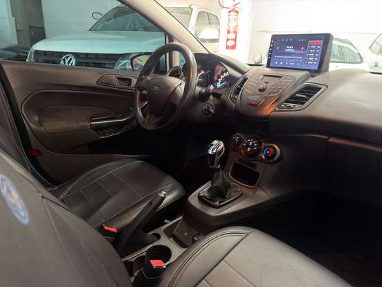 FORD-FIESTA-1.5 SE HATCH 16V FLEX 4P MANUAL FORD-FIESTA-2014