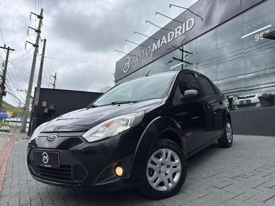 FORD-FIESTA-2012