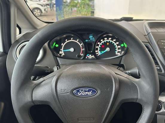 FORD-FIESTA-1.6 SE HATCH 16V FLEX 4P MANUAL FORD-FIESTA-2016