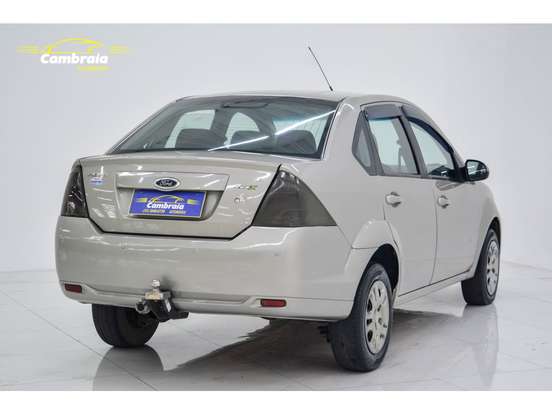 FORD-FIESTA-2013