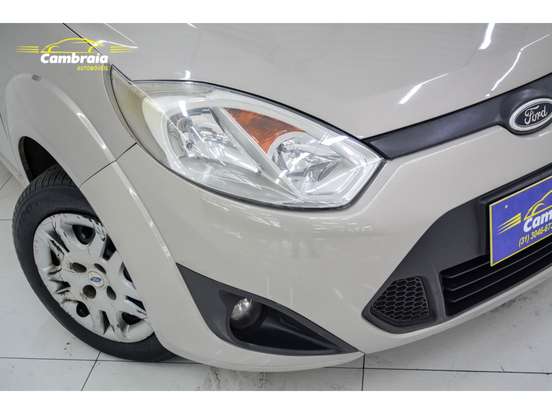 FORD-FIESTA-1.6 SE SEDAN 16V FLEX 4P MANUAL FORD-FIESTA-2013