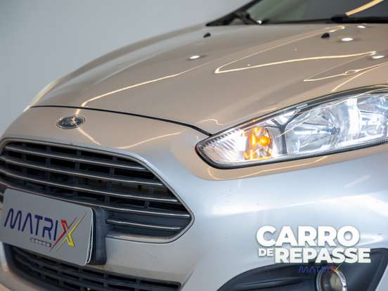 FORD-FIESTA-1.6 TITANIUM SEDAN 16V FLEX 4P POWERSHIFT FORD-FIESTA-2013