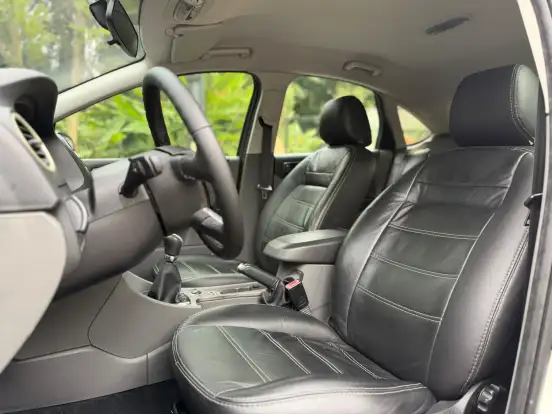 FORD-FOCUS-1.6 GLX 8V FLEX 4P MANUAL FORD-FOCUS-2011