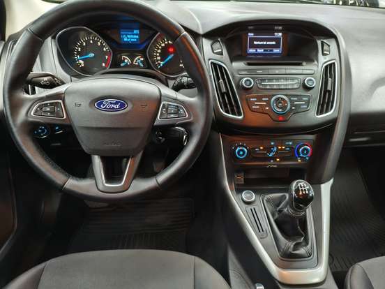 FORD-FOCUS-1.6 SE 16V FLEX 4P MANUAL FORD-FOCUS-2018