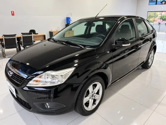 FORD FOCUS 2.0 GLX 16V FLEX 4P MANUAL