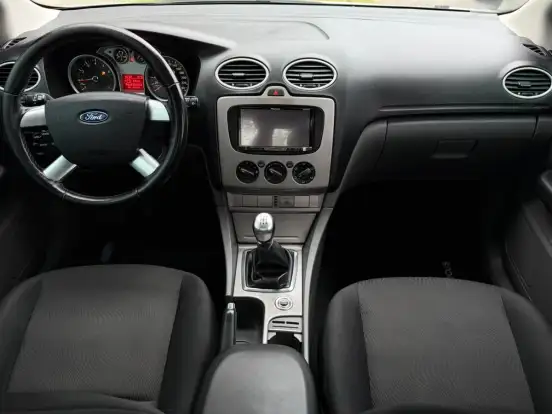 FORD-FOCUS-2.0 GLX SEDAN 16V FLEX 4P MANUAL FORD-FOCUS-2013