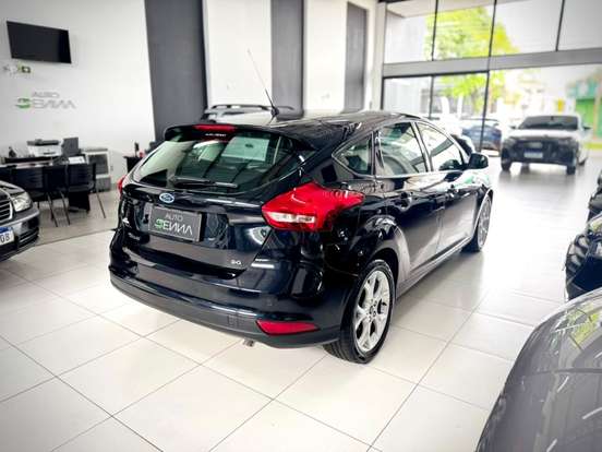 FORD-FOCUS-2.0 SE PLUS 16V FLEX 4P POWERSHIFT FORD-FOCUS-2016