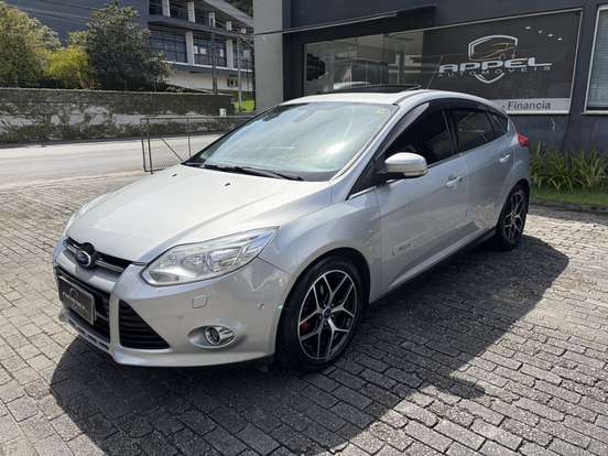 FORD-FOCUS-2.0 TITANIUM PLUS 16V FLEX 4P POWERSHIFT FORD-FOCUS-2014