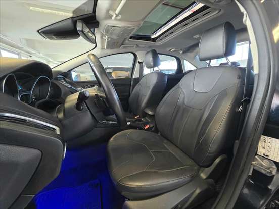 FORD-FOCUS-2.0 TITANIUM PLUS 16V FLEX 4P POWERSHIFT FORD-FOCUS-2016